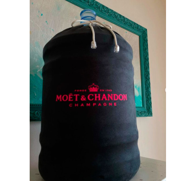 Купити чохол для бутля води чорний moet